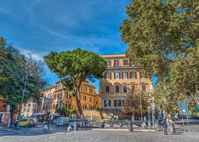 O La Civetta Di Trastevere B Gasthuis Rome